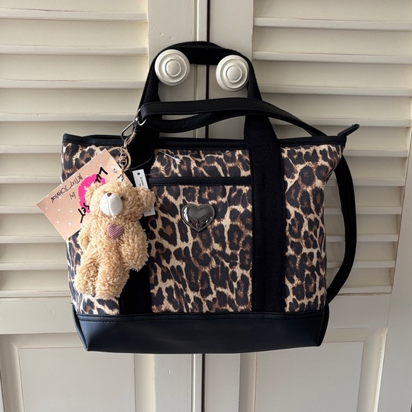 Betsey Johnson Handbags - ☀️Luv Betsey by Betsey Johnson LBADIE Leopard Print Tote Crossbody Bag